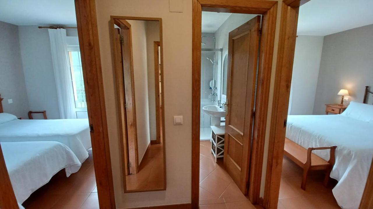 Apartamentos El Otero De Cudillero Soto de Luiña Eksteriør billede