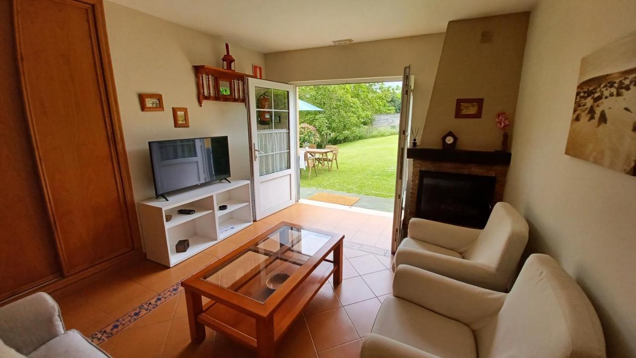 Apartamentos El Otero De Cudillero Soto de Luiña Eksteriør billede