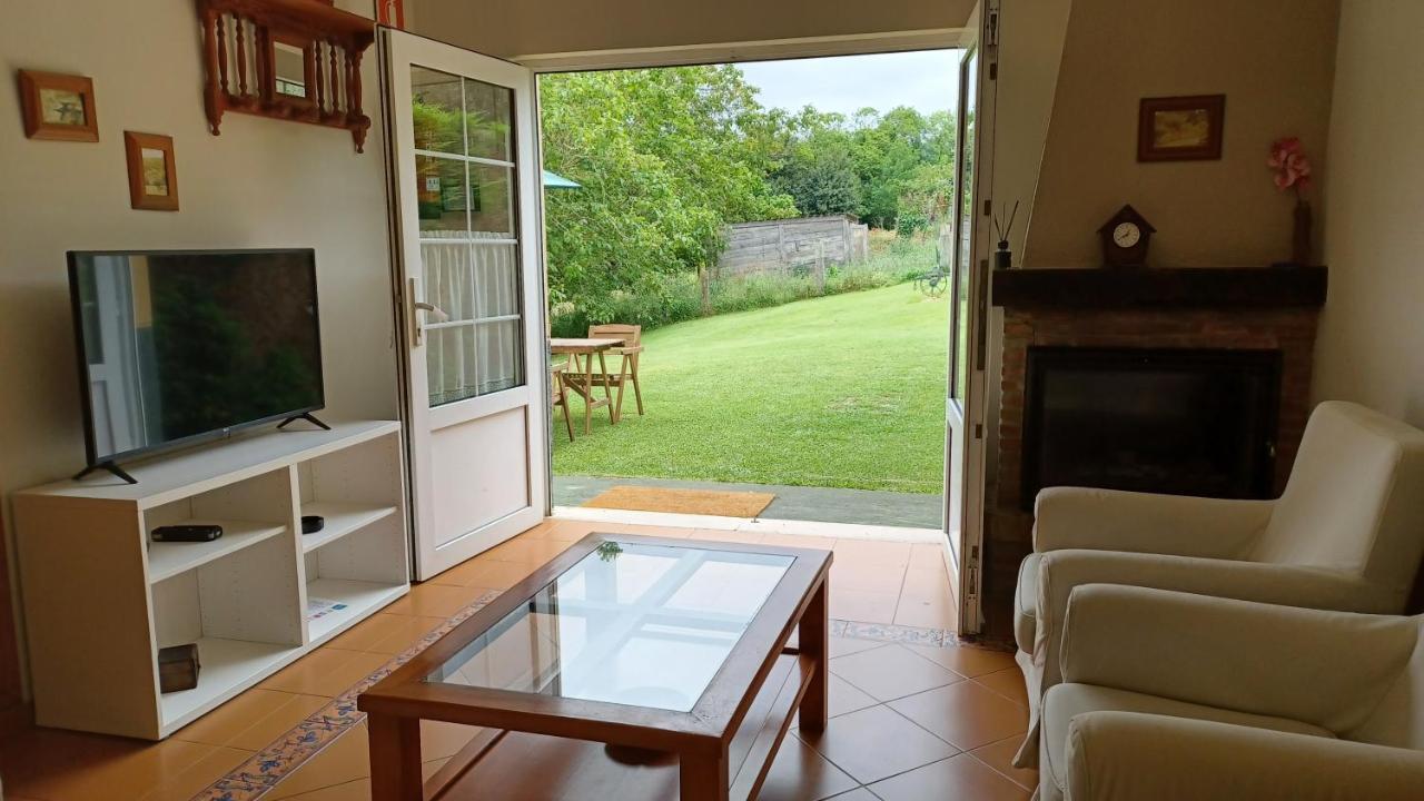 Apartamentos El Otero De Cudillero Soto de Luiña Eksteriør billede