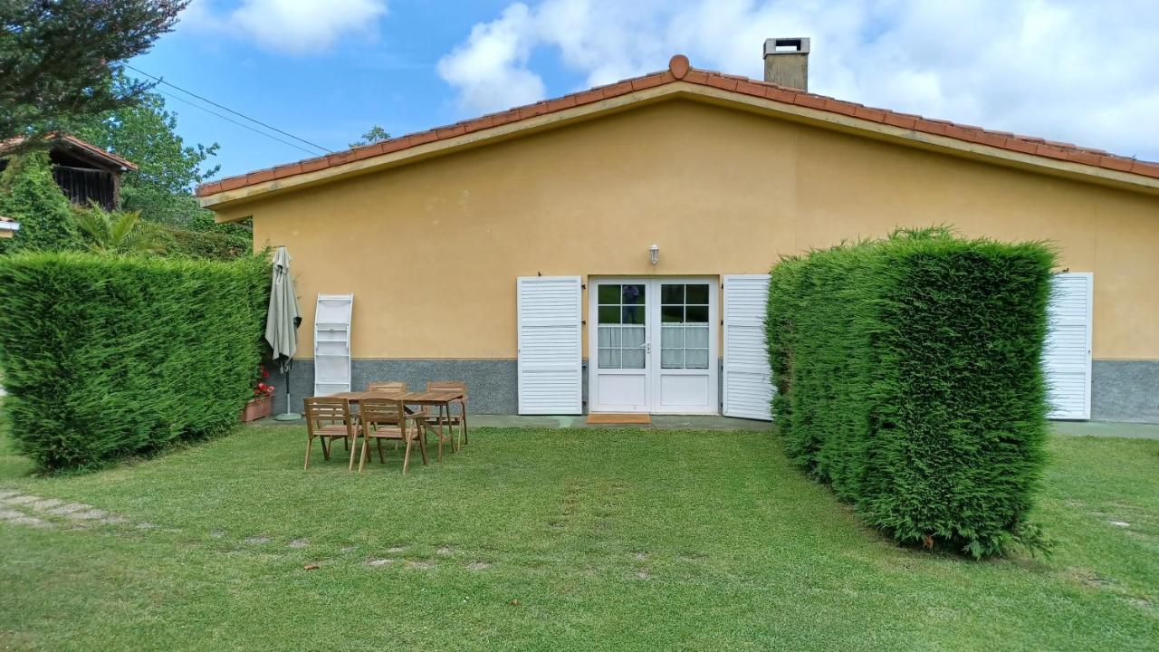 Apartamentos El Otero De Cudillero Soto de Luiña Eksteriør billede