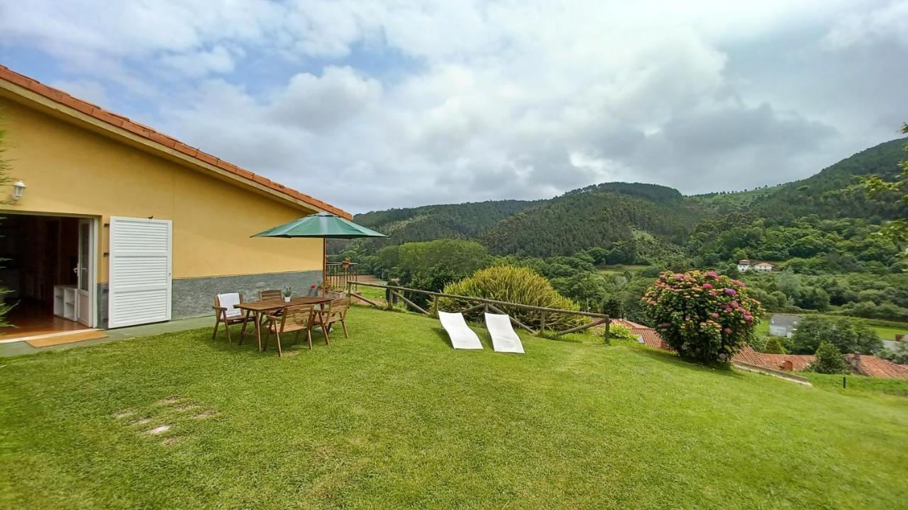 Apartamentos El Otero De Cudillero Soto de Luiña Eksteriør billede