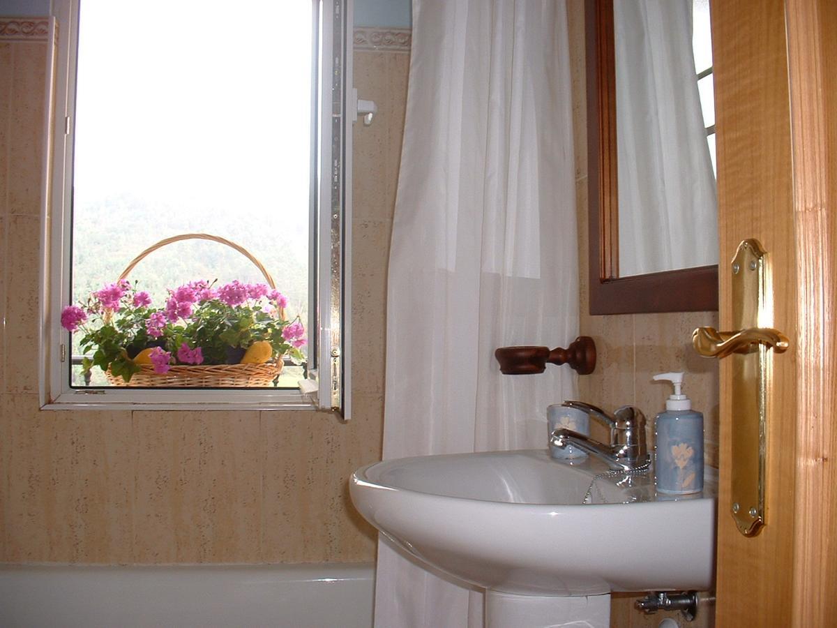 Apartamentos El Otero De Cudillero Soto de Luiña Eksteriør billede